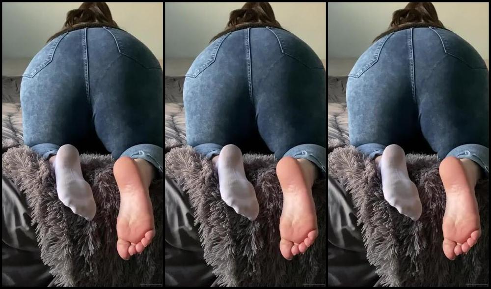 Caroline Aka Feetsiecakes Onlyfans Inspired By A Friend