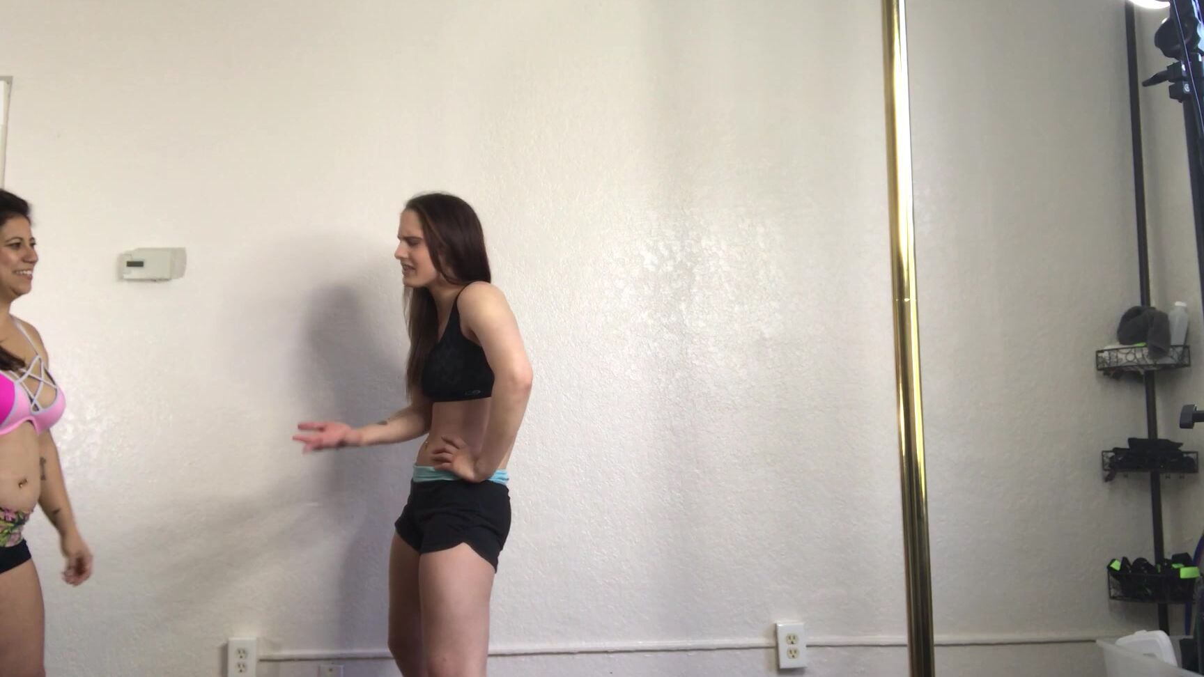 Ellieboulder My First Time Cuntbusting