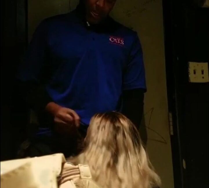 Hollyhotwife Bbc Bouncers In New Orleans Bar Bathroom