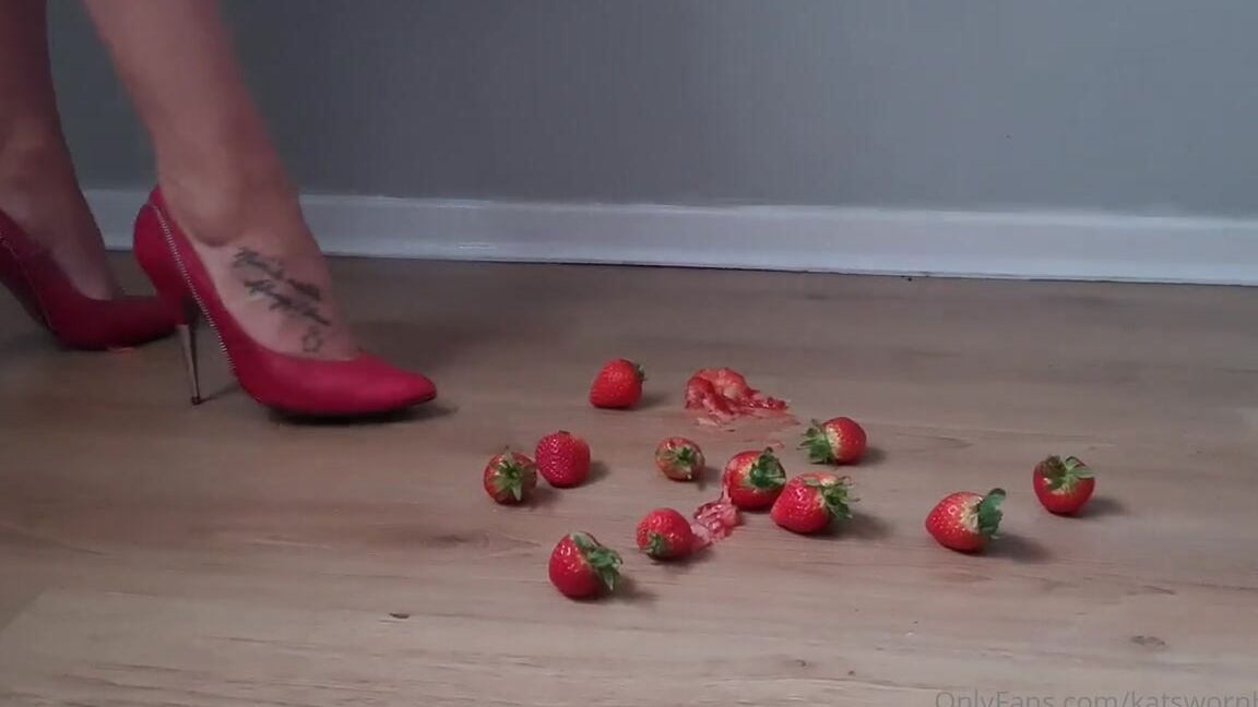 Kats Worn Heels Nicknamed Katswornheels Onlyfans Happy Valentines Day