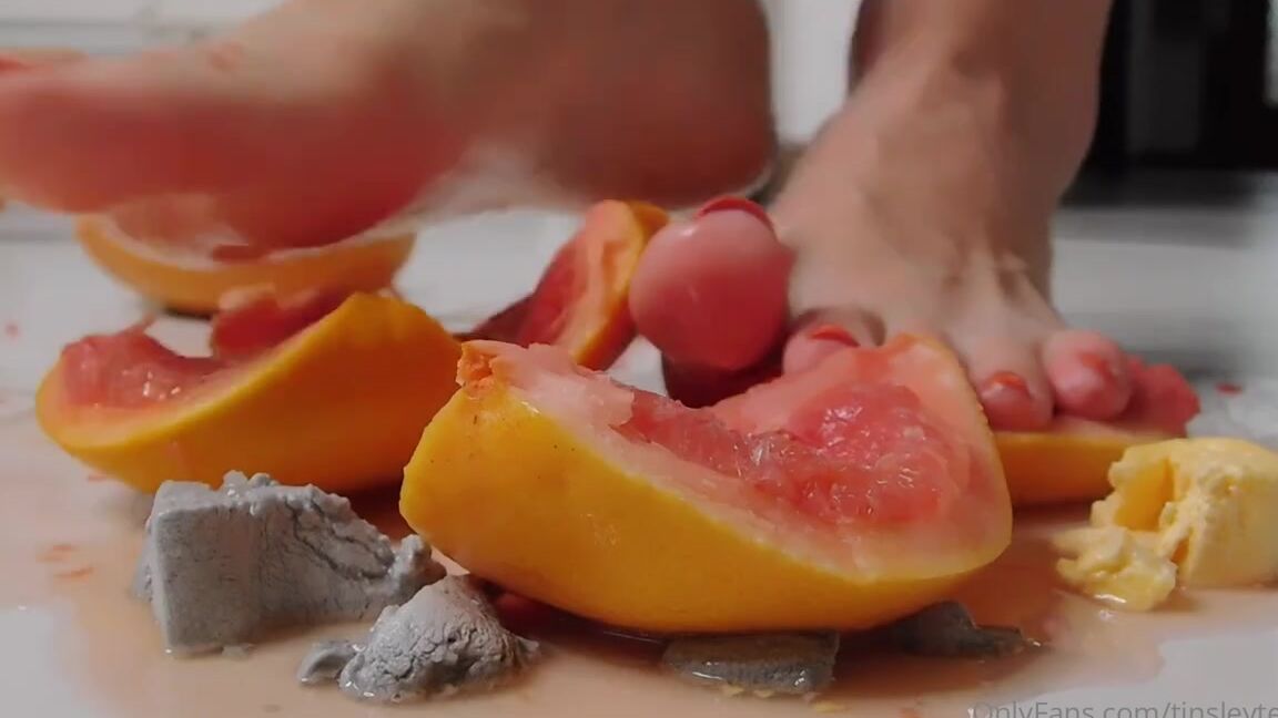 Tinsleyteaser Onlyfans Pov Im Your Stepmother And Youve Been A Bad Boy Not Cleaning Your Room I Know About Your Foot V