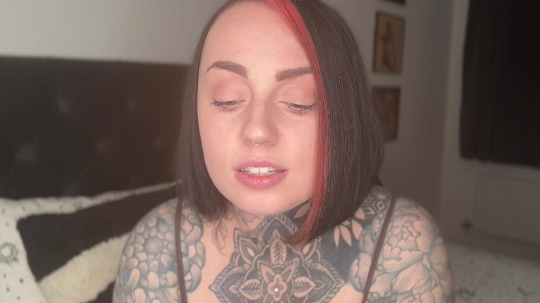 "MissValentina" bisexual, femdom, femdompov, gayjerkoffinstructions, gaymasturbationinstructions Men Are Bi Manyvids