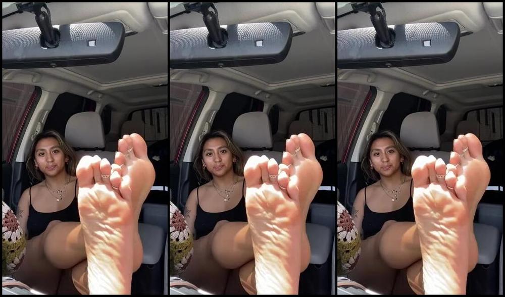 Asiansmartsoles Onlyfans I Just Got Back From The Beach Want To Clean My Stinky Feet In The Car For 8P