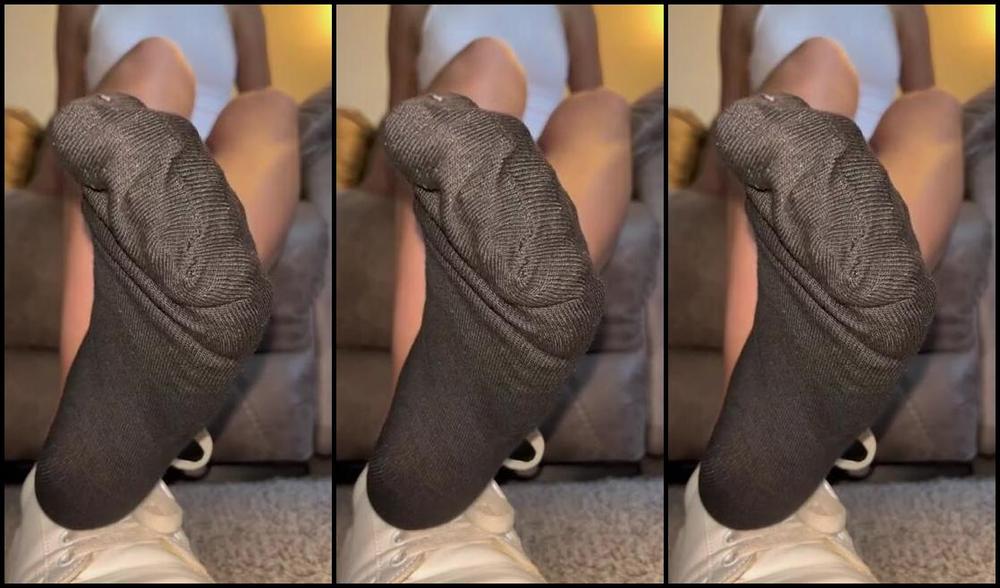 Ivy S Feet Nicknamed Footivy Foot Fetish 08 12 2023 Onlyfans Video Black Socks Tease Strip