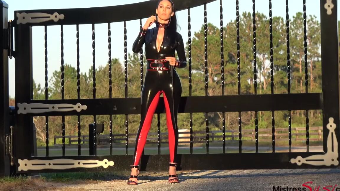 Mistress Susi Latex Riding Suit on Mistress Susi SiteRip