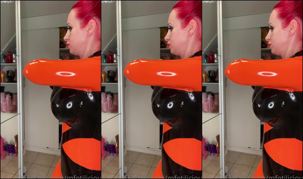 Mfetilicious We Had Some Belgian Latex Friends Coming Over Today So I Decided To Wear My New Diamond G