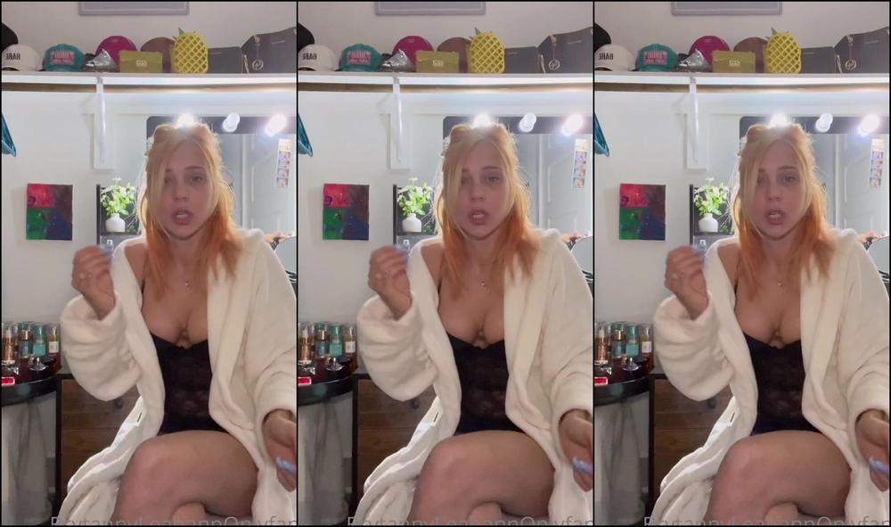 Justnitnee Good Morning Being Bad Smoking In My Closet Knowing Damn Well I M Not Supposed To Be Sm