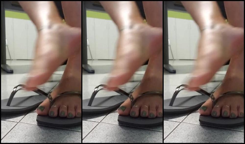 Goddess Tricia Nicknamed Goddesstricia 10 13 2023 Onlyfans Video 3 Videos Lindos Pra Quem Ama Me Ver De Havaianas