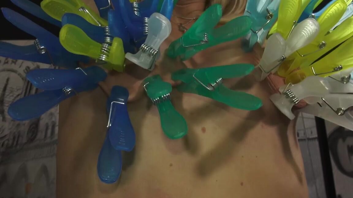 Flogging, Whipping, Clamps, Clothespins, BDSM, Lezdom CLOTHESPINNER SiteRip