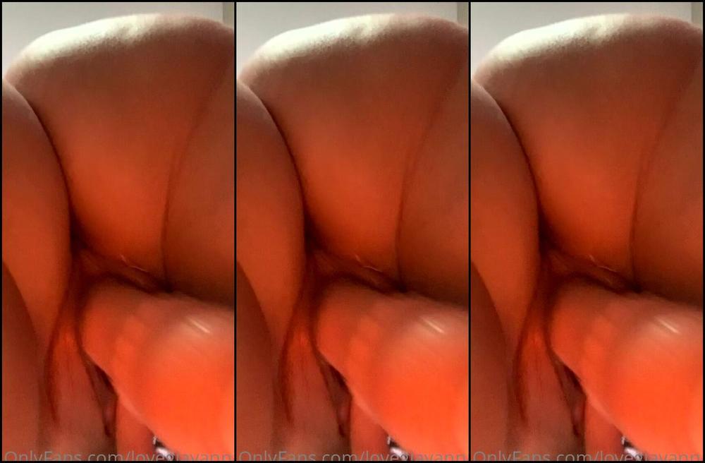 Luvgiavanna 2313576479 12 28 2021 Thinking I Ll Make A New Video With My Sex Machine Soon