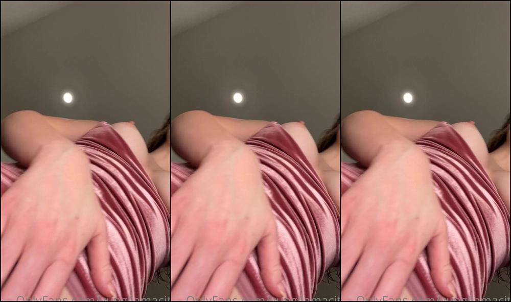 Lilyalcott 2347549526 01 31 2022 Your View Right Before I Sit On Your Face