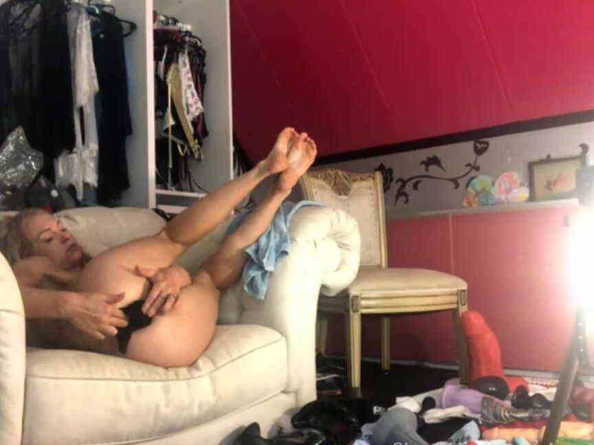 Siswet Stream Started At Pm Anal Stretching