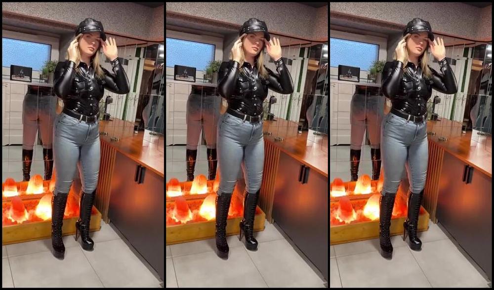 Kinky Navlia Onlyfans Videos From Bdsm Dungeon 4 3