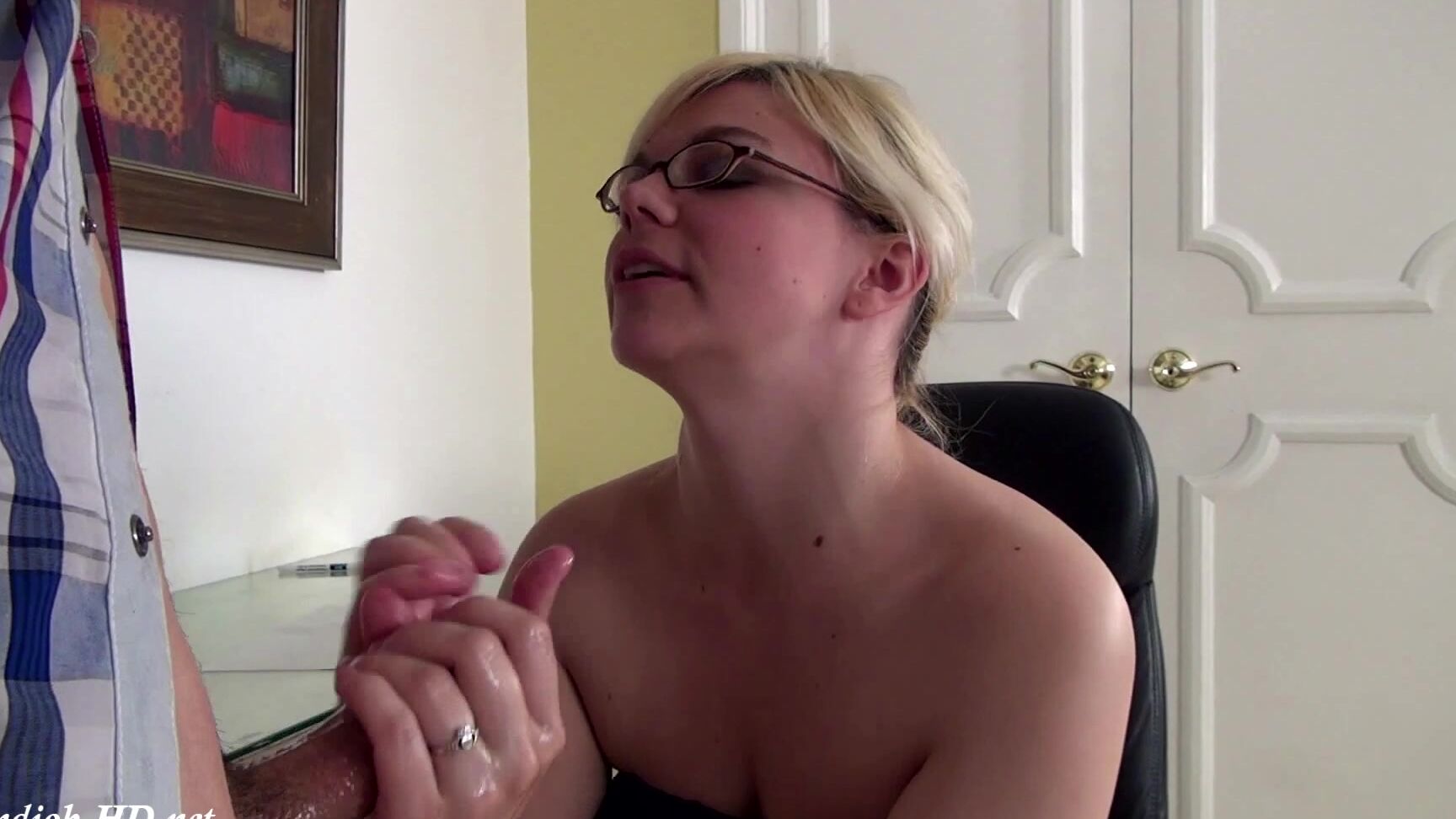 Jerky Girls Miss Frost Clips4Sale