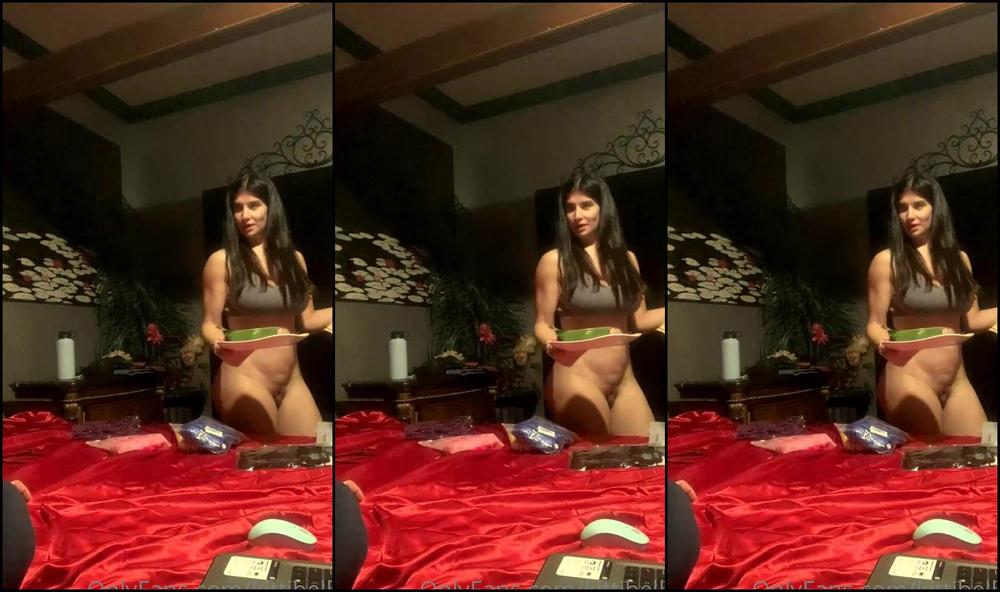 Kittibelle Kittibelle Chill Kitti S Closet Xmas Party Outfit Finishing Dinner With Apodcalyp