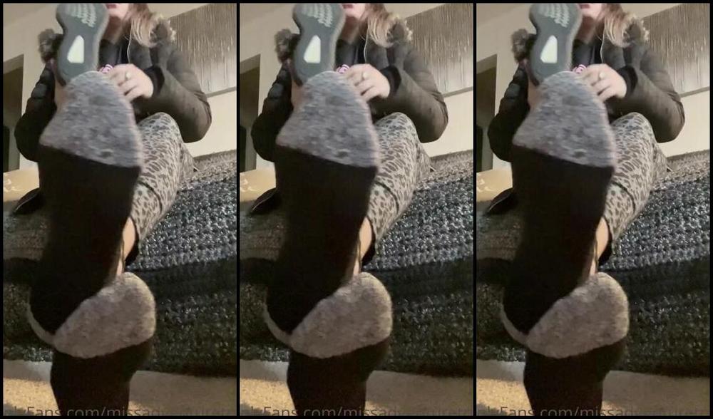 Adventuretoeskat Nicknamed Missadventuretoeskat Onlyfans Fresh Out Of The Gym Taste Them