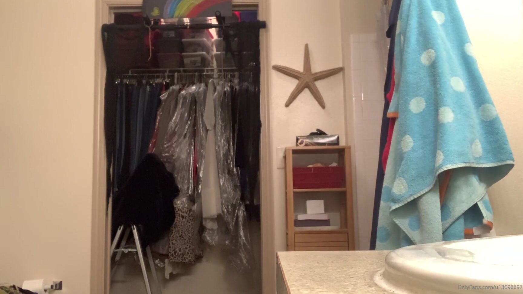 Heidi Lee Bocanegra Getting Ready Yoga Outfit