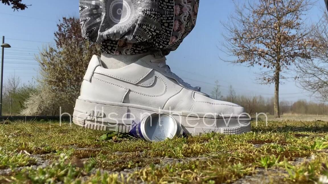 Goddess Nina Nicknamed Hellsentheaven Onlyfans 03 28 2022 Ich Wei Dass Du Gerne Mit Der Dose Tauschen Wrdest Du Tust Alles Fr Mich Hauptsache