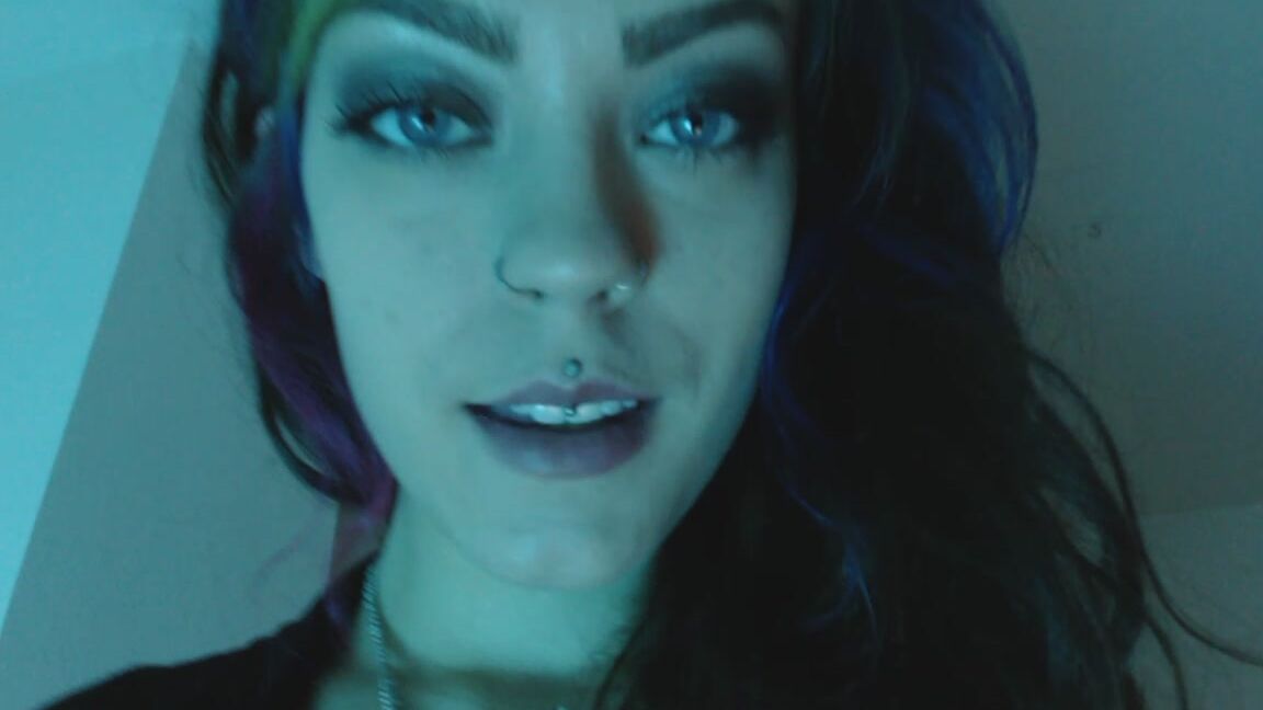 Femdom POV, Mouth Fetish, Spit Fetish, Spitting, Swallowing / Drooling demongoddessj something about spit ManyVids