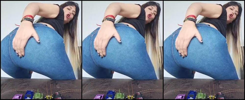 Giantess Debora Nicknamed Giantess Debora Onlyfans Crushing Tiny Cars