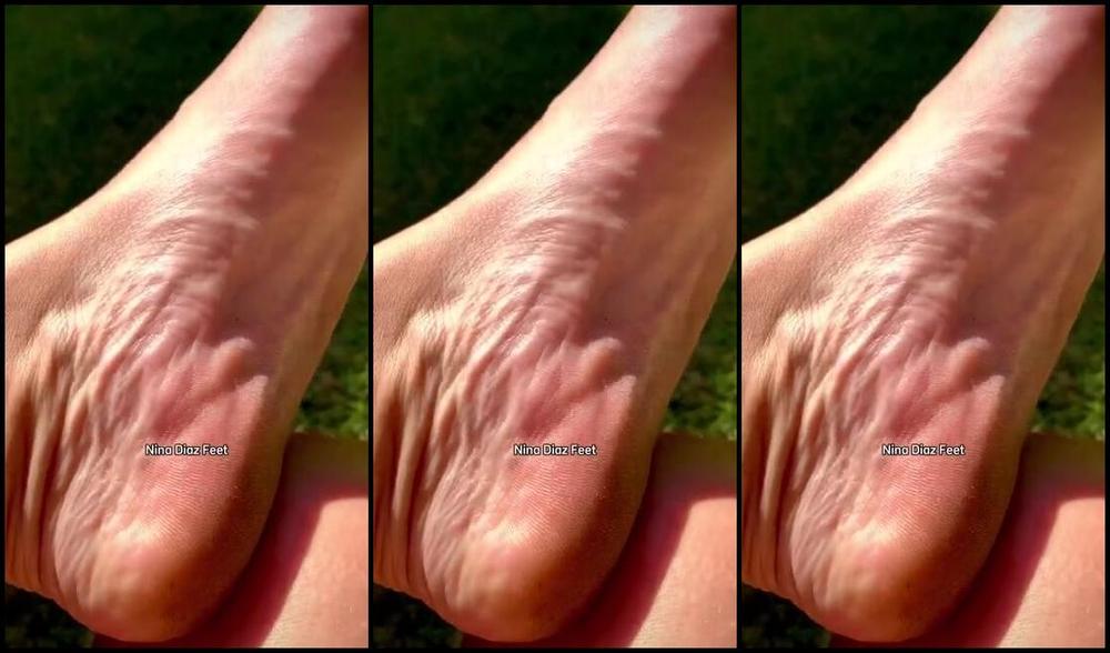 Nina S Feet Nicknamed Ninadiaz Feet Onlyfans Pov Lick My Sweat Your Neighbor Sunbathing Sweating So Much You Can See It Dripping
