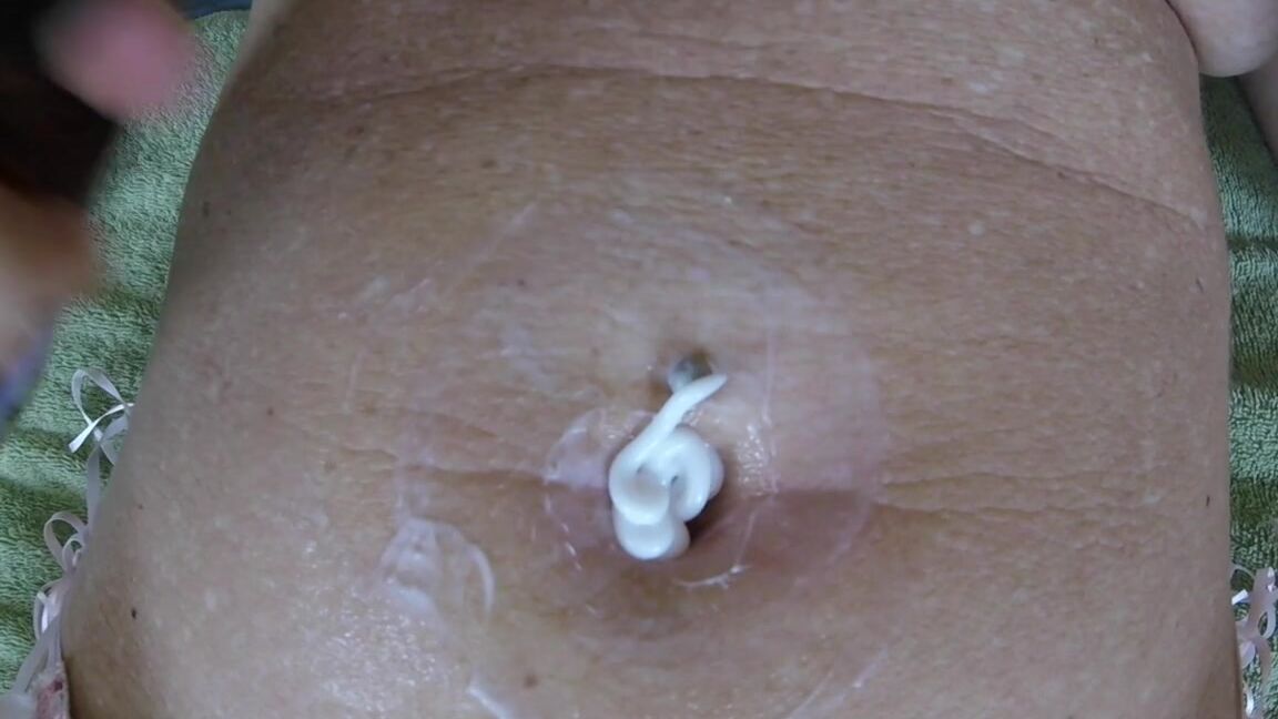 BuddahsPlayground - Tummy Tease ManyVids