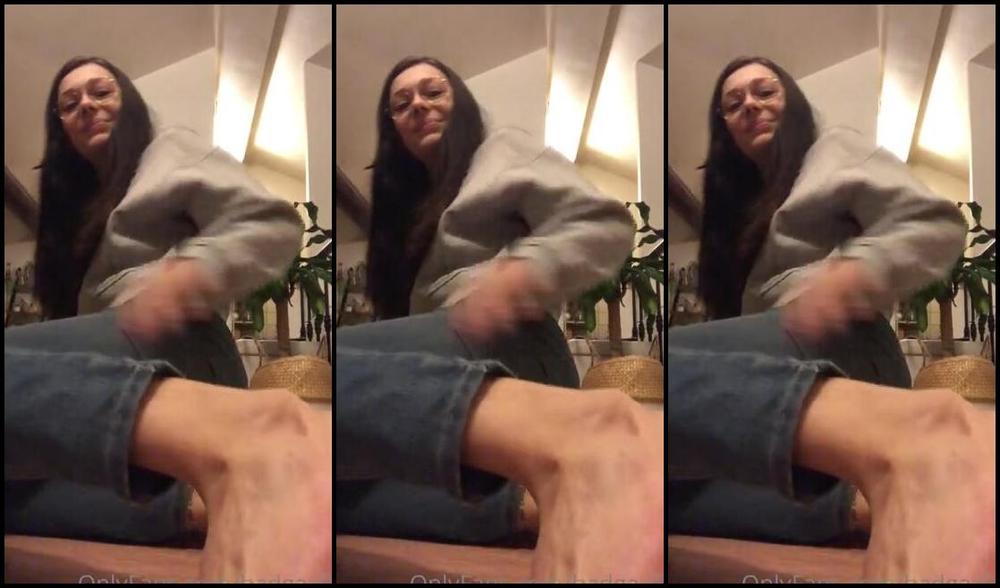 Goddessgaelle Nicknamed Badgaelle Onlyfans Vido Joi Foot Fetish