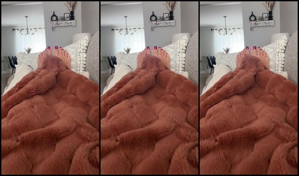 Prettyeyesprettytoes Nicknamed Prettyeyesprettytoes Onlyfans Cozy Lil Feet Ut