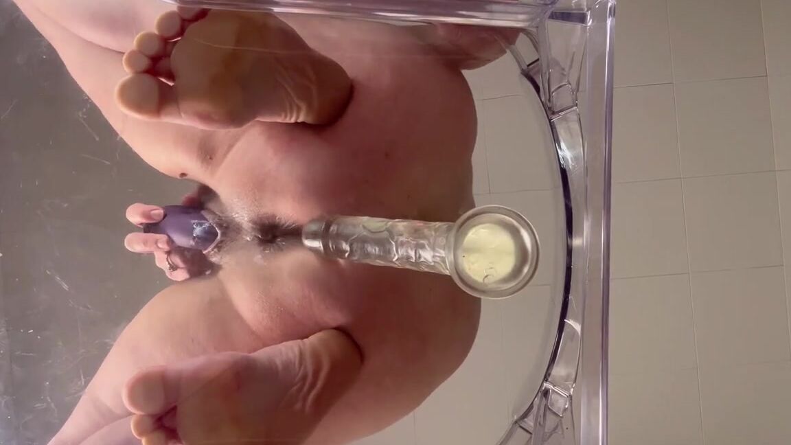 Barefootmel Nicknamed Barefootmel Onlyfans You All Know What The Clear Chair Usually Means Squirtingggggg A Little Booty And Soles Tease