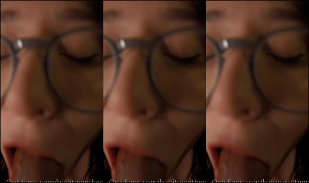 Bigtittygothegg Let Me Show You How A Tiny Girl Rides