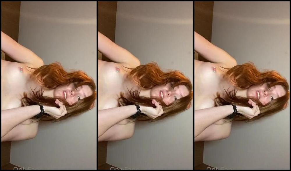 Zoe Strawberry Nicknamed Redxxxsuede Onlyfans Since You Guys Like The First One So Much I Love Sitting On Ur Face