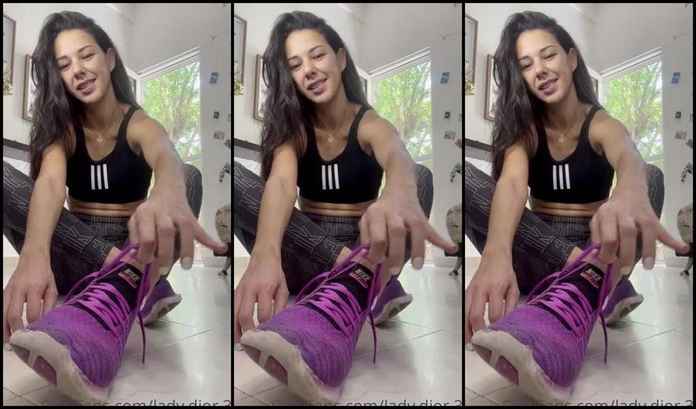 Ladydior Nicknamed Lady Dior 31 06 06 2022 Onlyfans Video Dopo 2 Ore Di Allenamento 1 Di Palestra E 1 Di Spinning Finalmente Togliamo Scarpe