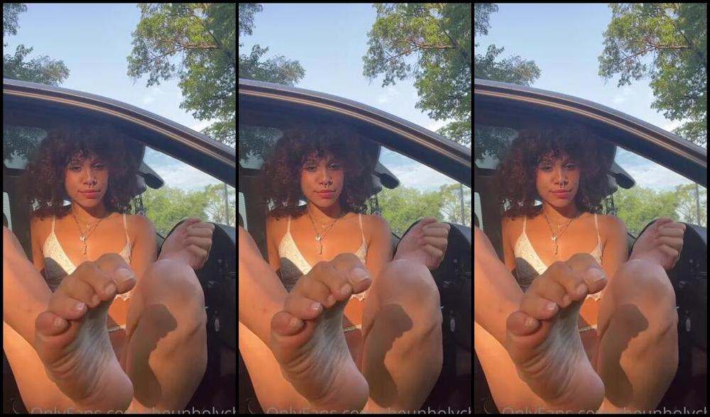 Theunholychi Nicknamed Theunholychi Onlyfans Lil Nympho