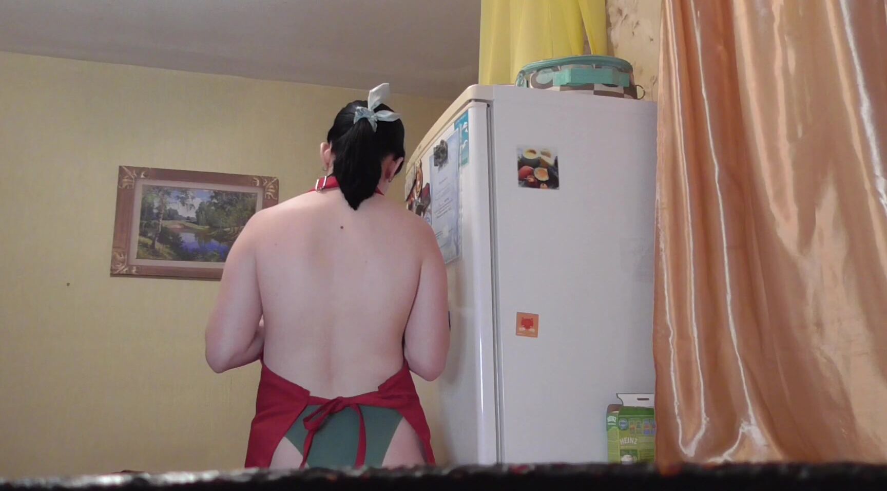 Amateur, Blowjob, Femdom, Giantess, Role Play sexy-giantess-anna-cooked-her-tiny-boy ManyVids