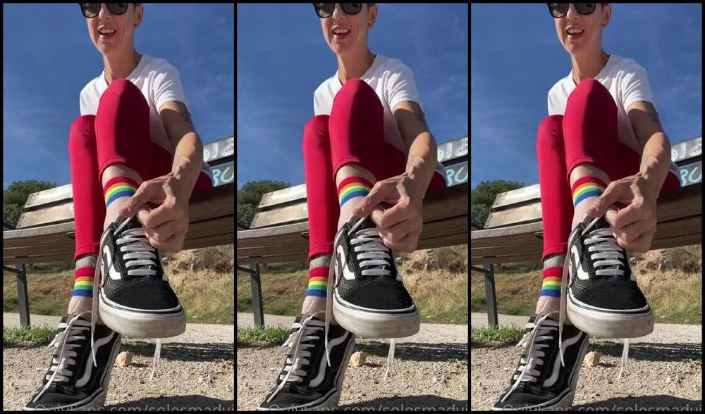 Solesmad Fetish Queen Aka Solesmadvip Onlyfans I Forgot To Post This Video Ignoring U On The Street And Take Off My Vans And Socks For You Look