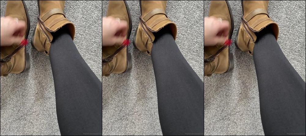 Missesdiscreets After A Long Week Away I M Home Look At My Sweaty Nylon Soles Aren T They