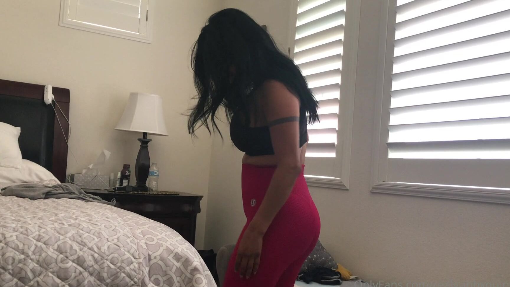 Realgabbyquinteros 487704245 07 01 2020 Getting Read And Dressed Up To Workout