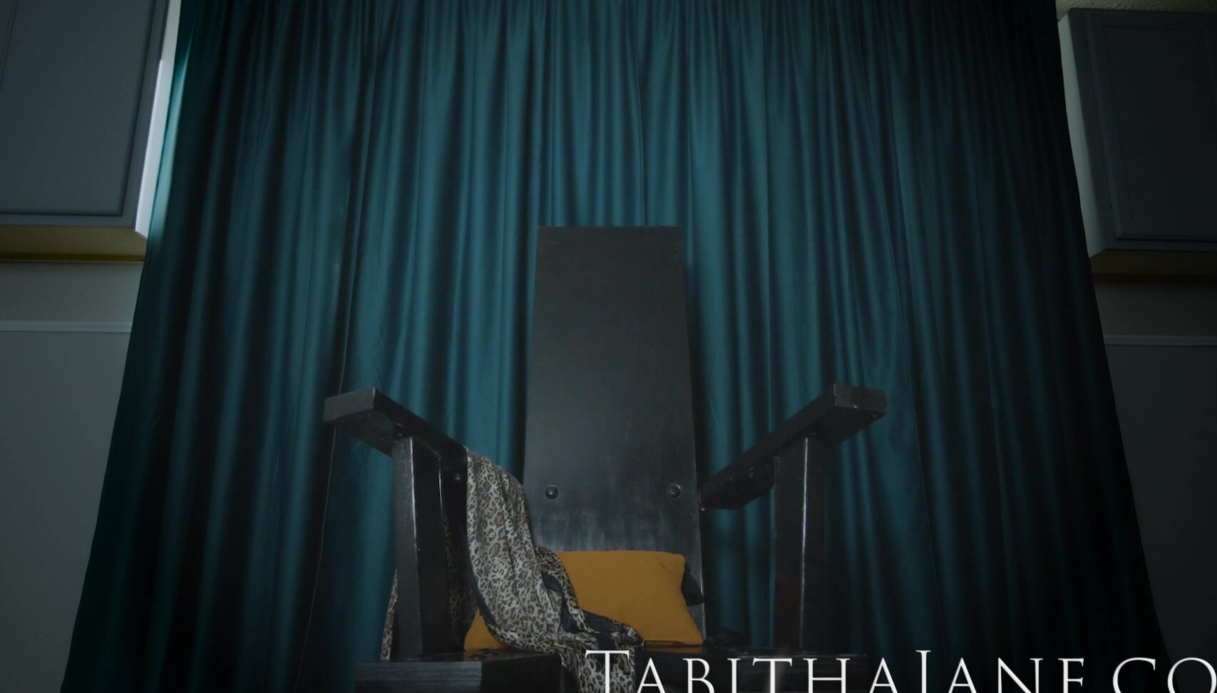 "TheTabithaJane" femdom, goddess worship, orgasm control, tease & denial, sfw, queen Orgasm Denial From Your Queen manyvids