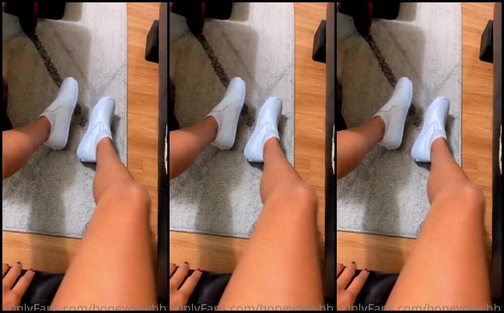 Honeydewbby Onlyfans Remy Bought Me Some New Shoes Can T Wait Till I Get Them Stinky Enough To Punish My Sub With The Ste