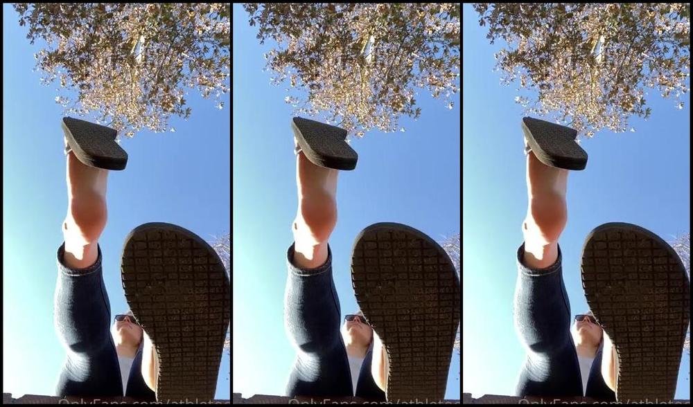 Athletoes Nicknamed Athletoes Onlyfans Dangle But From Below I Love How The Dirt Just Gently Falls From My Flops