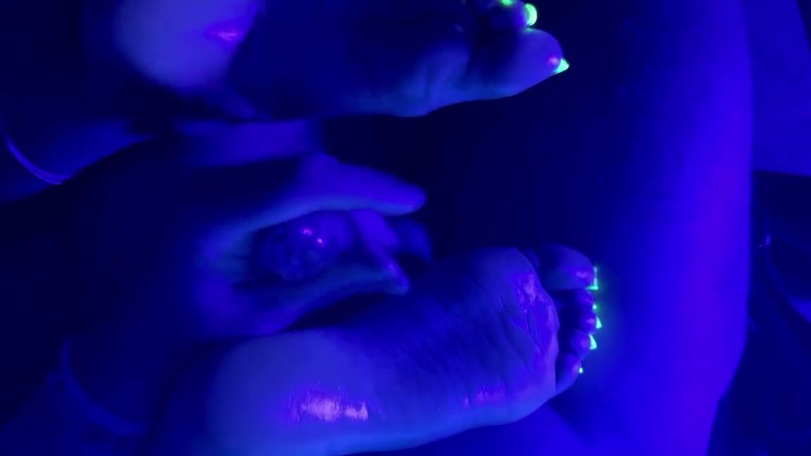 Bubblegumtoes2 Foot Fetish 07 20 2024 Onlyfans Video Today I Have Something Completely Different For You 3Ip