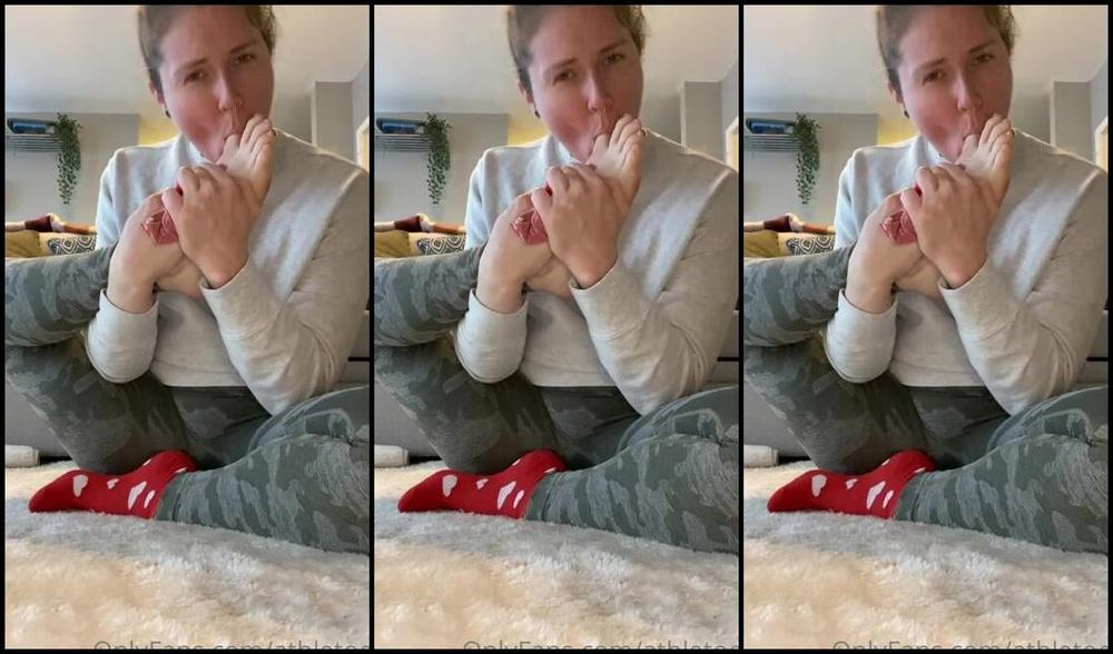 Athletoes Nicknamed Athletoes Onlyfans When The Hair Goes Up You Know I Mean Business