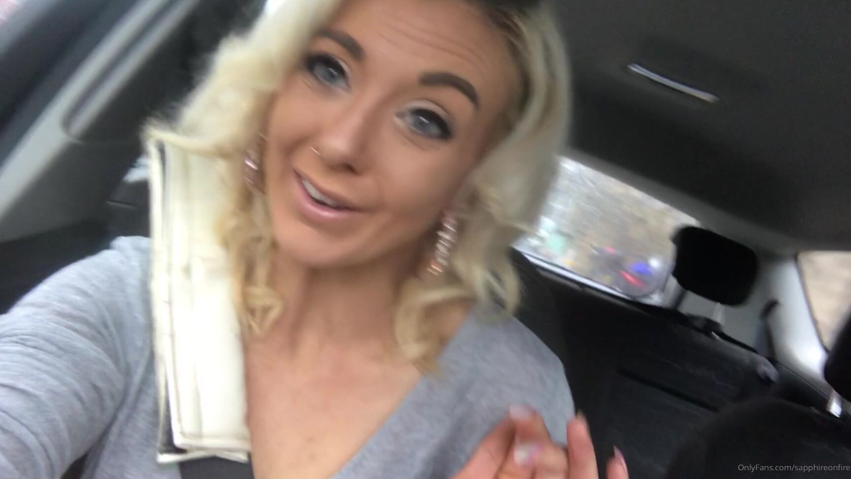 Sapphireonfire No Panties In The Car Picking Up Pussy