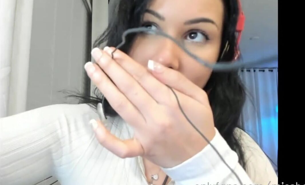 Missbella Onlyfans Stream Started At 04112022 0458 Am 1St Asmr Live It Was A Very Simple One Just Trying Things Out