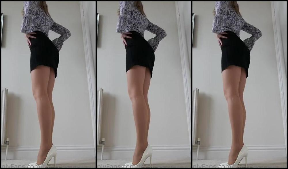 The Legs Next Door Nicknamed The Legs Next Door Onlyfans Well Looks Like You Have Managed To Persuade Me To Allow You To Worship My Nylon Soles But