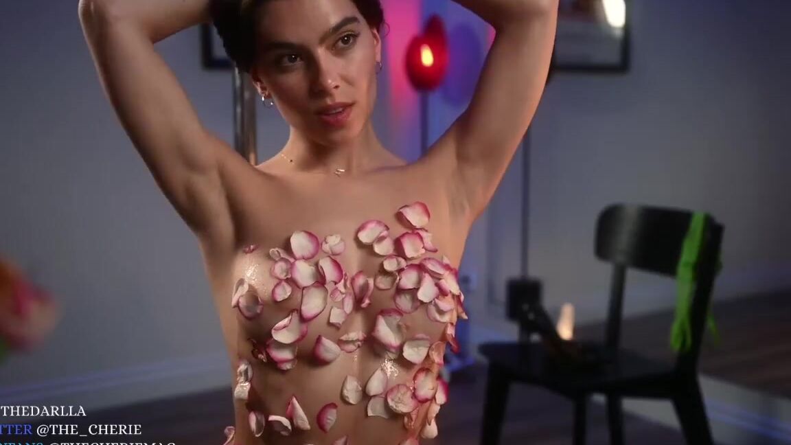 "Cheriefatale" Cheriefatale thecherie-February-17--2023-3-CxWVBzWV Web Cam