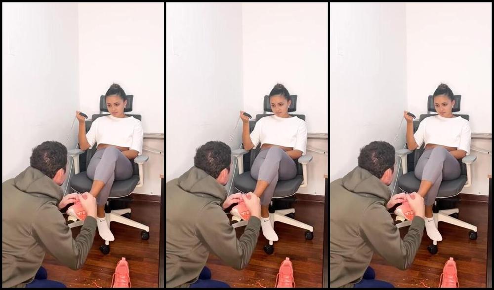 Mistress Enola Onlyfans Just To Let You Know Im God And Im Back You Eat From My Feet Tp