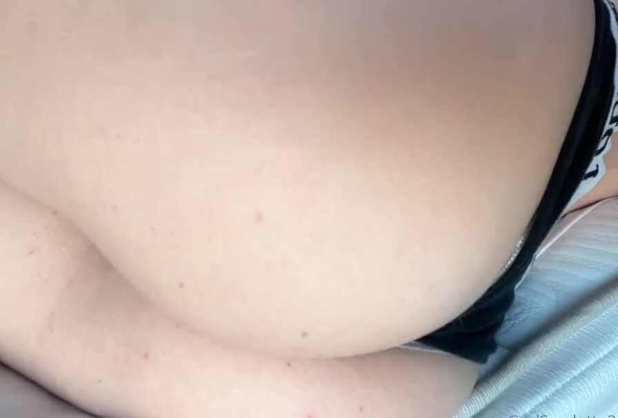 God Scarlette Nicknamed Godscarlette Findom 12 21 2021 Onlyfans Video Close Up Lounge Lingerie Ass Torment Amp Denial