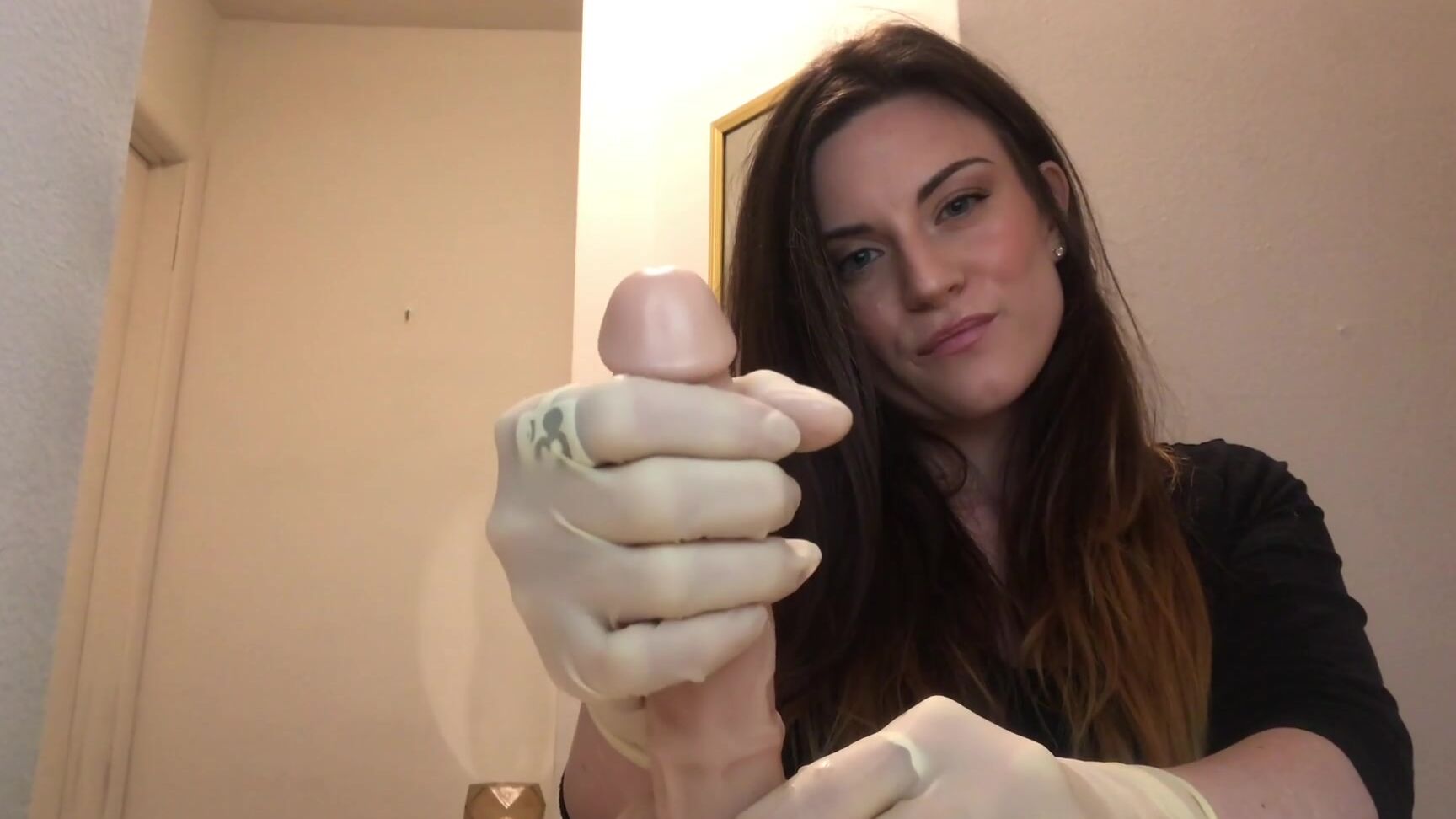 Kallmekrystal Latex Glove Happy Ending Manyvids