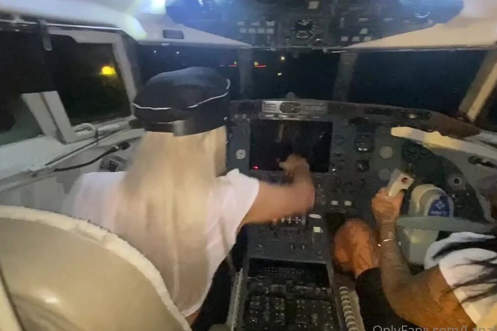 Lana Wolf Nicknamed Lanawolf Findom 11 16 2021 Onlyfans Video Are You Ready To Join The Mile High Club Shot On A Real Plane Includes